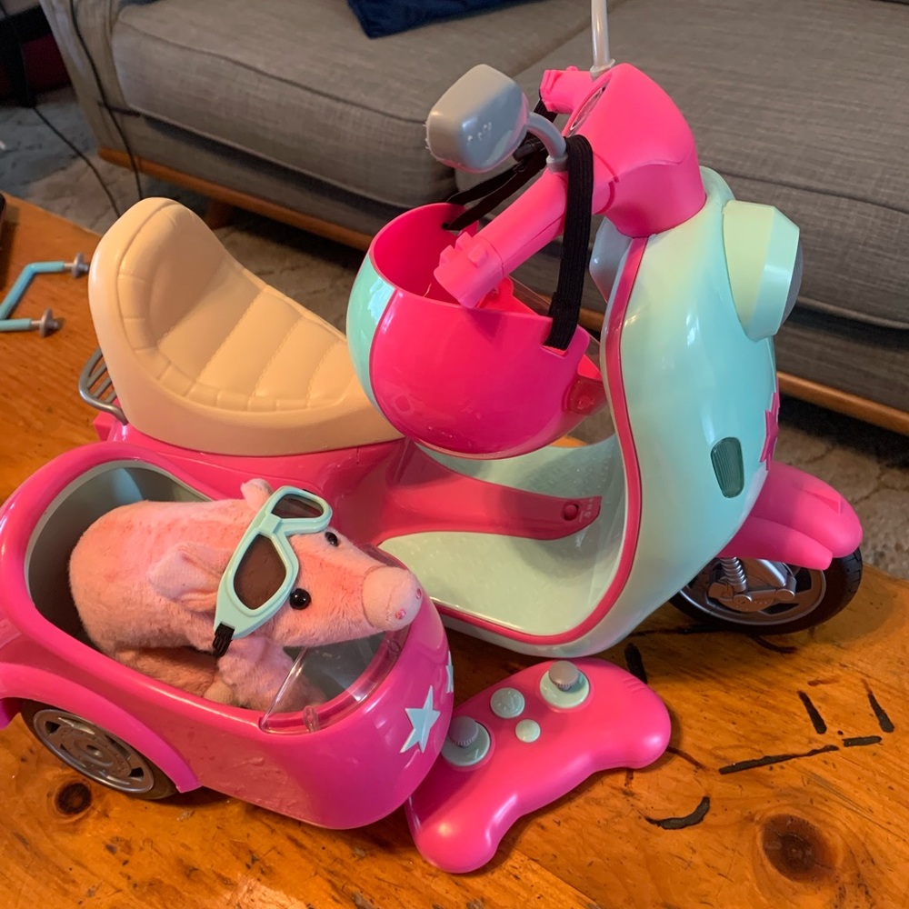 Doll scooter